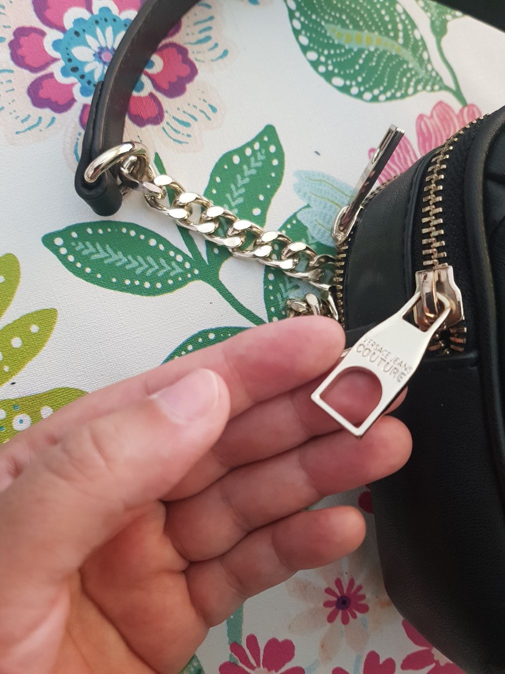 Versace Taschen für Damen: versace Jeans Couture (sac) – Gebraucht aus Lausanne von durranis 1