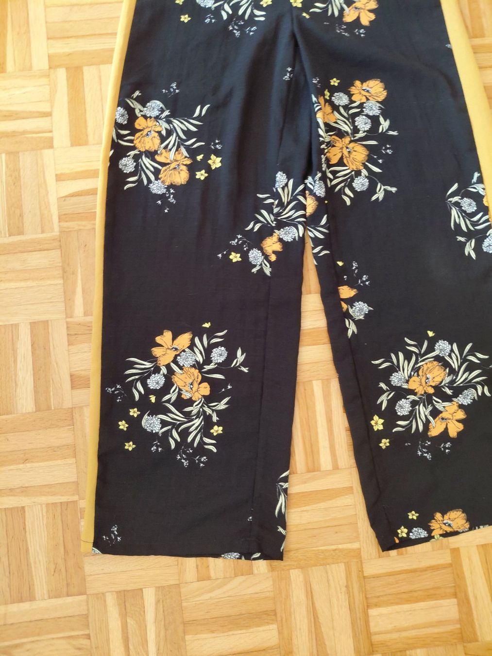 Pantaloni: Damen Sommer Hose gr M – Nuovo (secondo la descrizione) da Aesch BL venduto da shiva0211 1