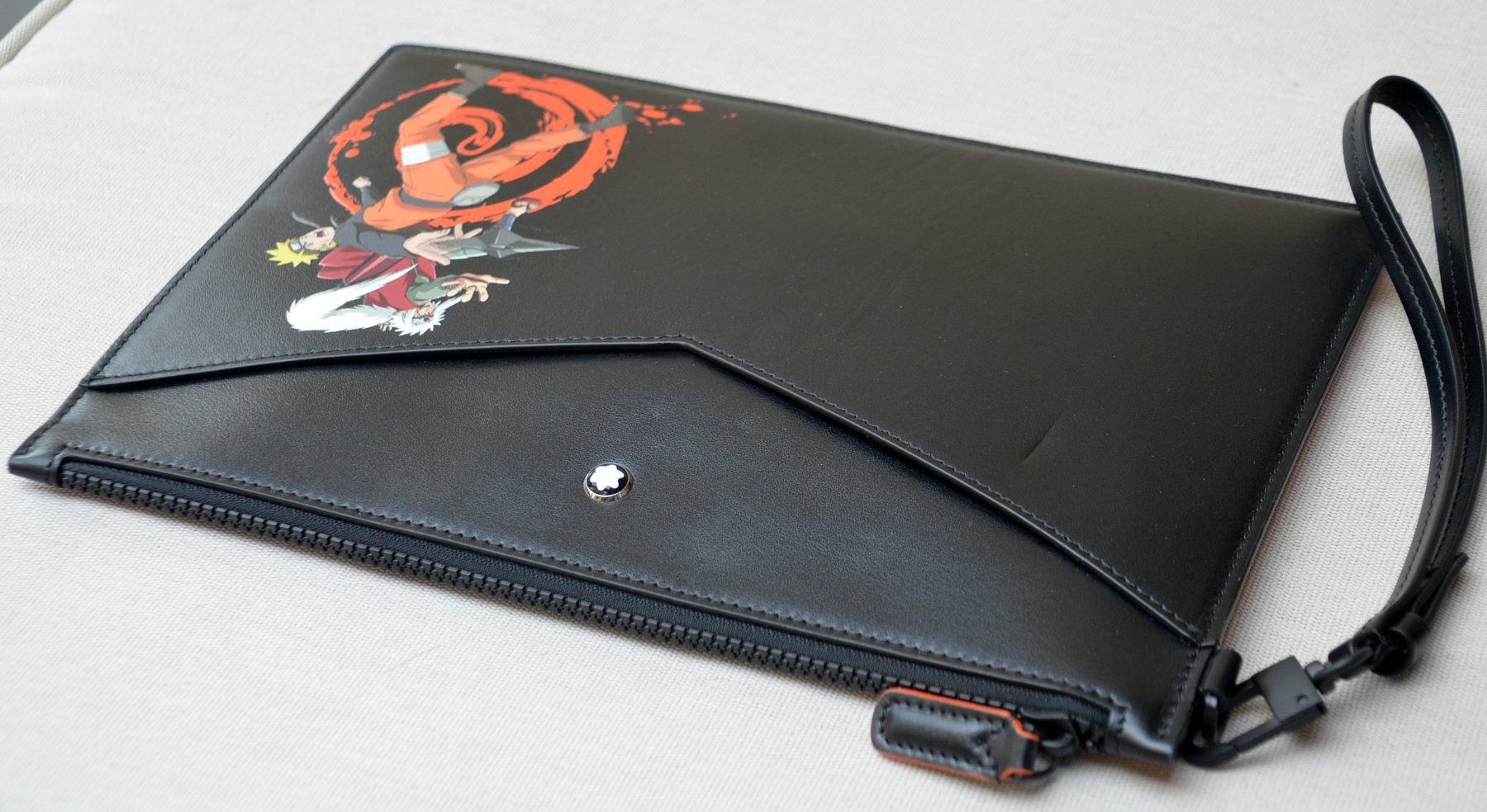 Montblanc Borse: Montblanc X Naruto Pouch Pochette Tasche – Usato da Collonges venduto da Auganien 4
