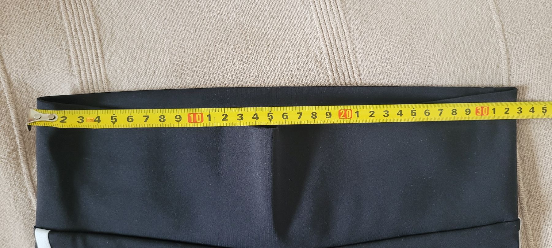 Adidas Leggings: ADIDAS Short noir - Taille 38 – Nuovo (secondo la descrizione) da Genève venduto da Tanaa_12 4