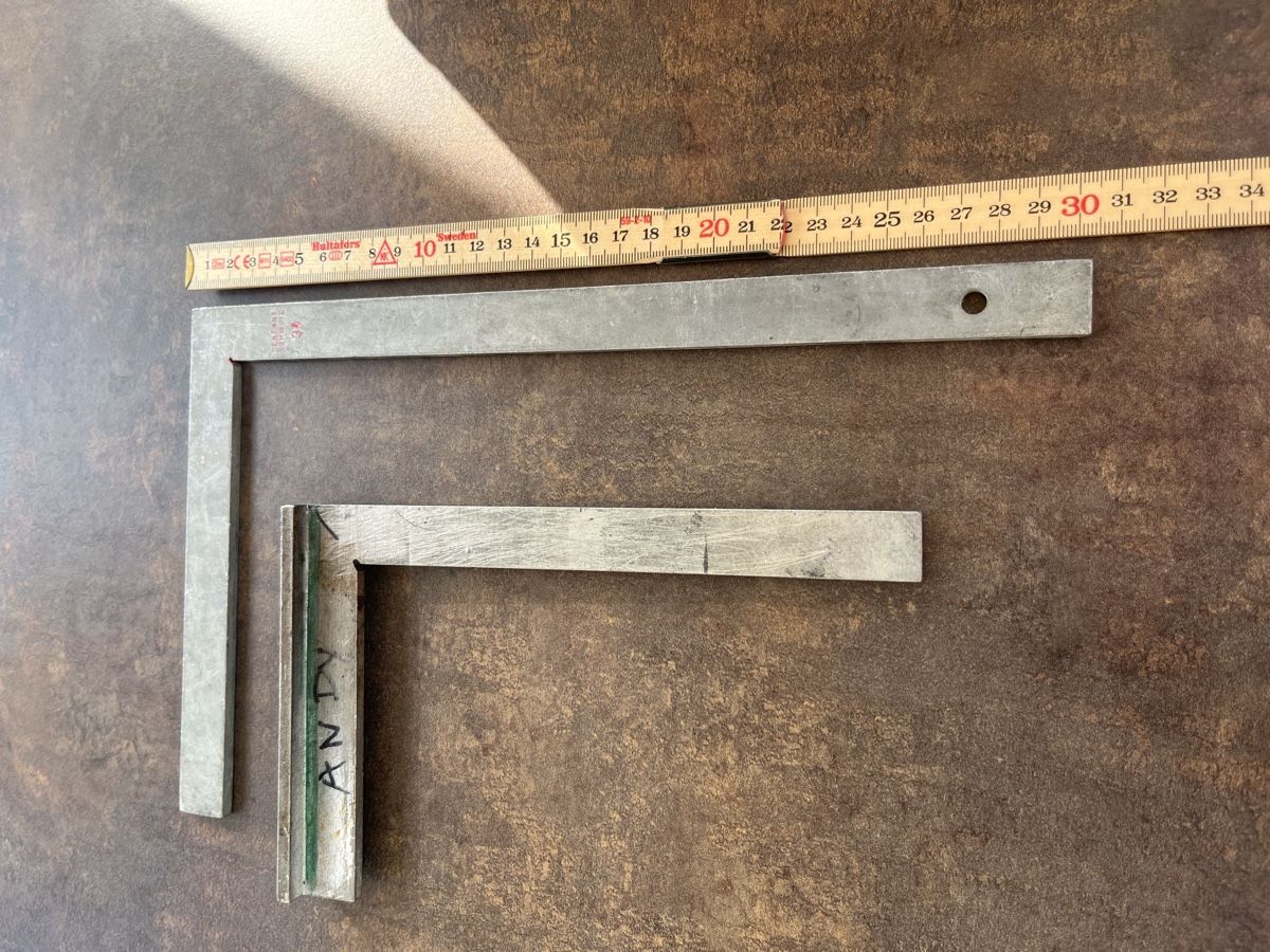 Alle Werkzeuge: Zwei Winkelmesser Metall  – Gebraucht aus Würenlos von KLG_3TBs 2