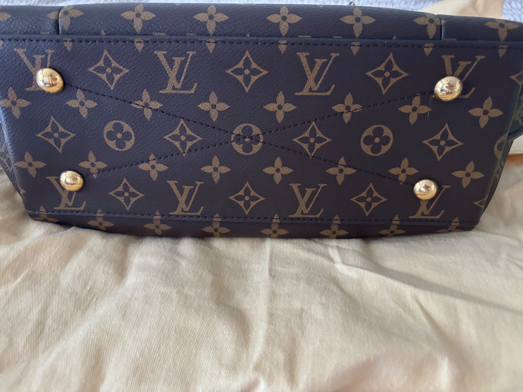 Louis Vuitton Borse da donna: Louis Vuitton Metis Hobo – Usato da Thalwil venduto da dor_rd25 6