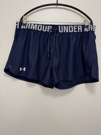Under Armour Damen Shorts Grösse L