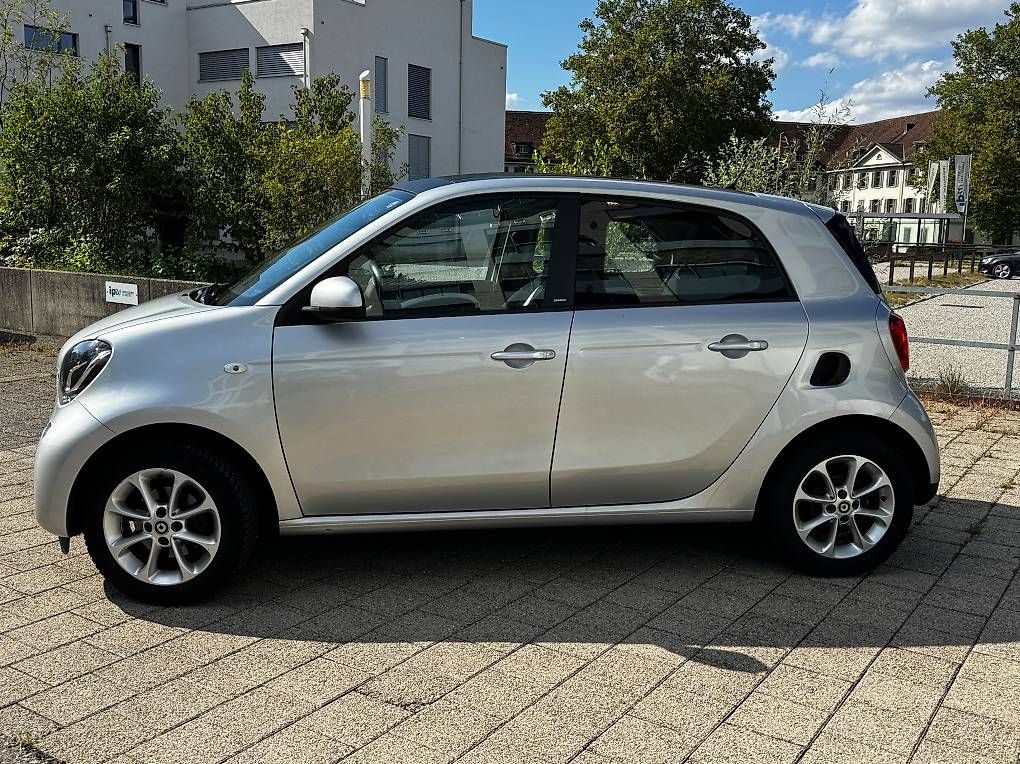 Smart Automobili: SMART Forfour Passion (frisch ab MFK) – Usato da Winterthur venduto da blerimgajtani 4