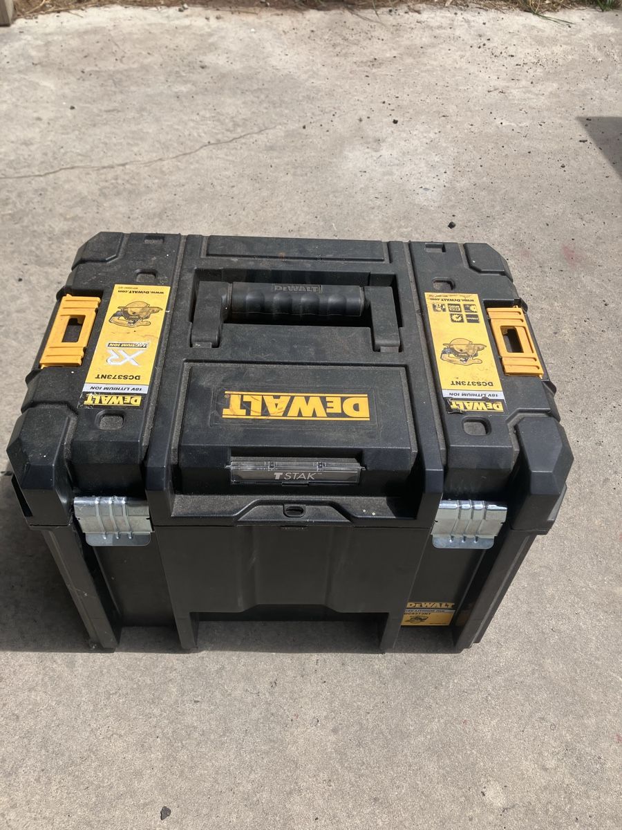 Dewalt Seghe: Metallhandkreissäge Dewalt – Usato da Flühli LU venduto da Mansiber 5