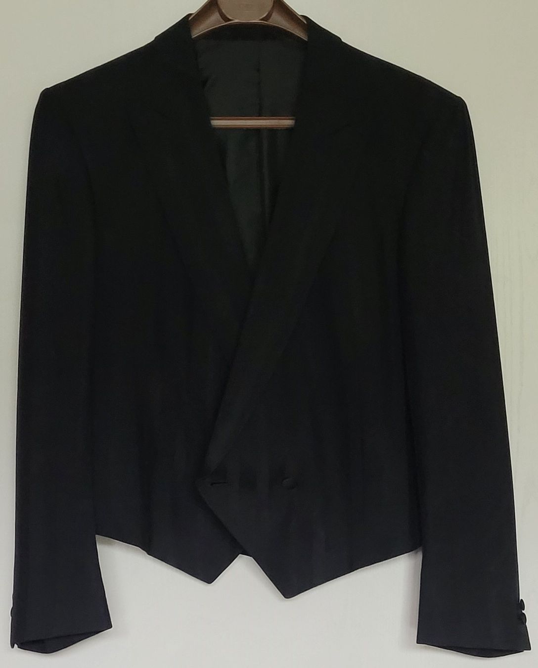 Giacche: Kurzblazer, schwarz, gestreift, Gr. 48 – Usato da Männedorf venduto da Rsc60