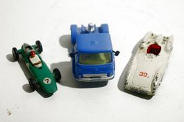 3x DINKY TOYS / CORGI TOYS für Bastler / Ersatzteilspender