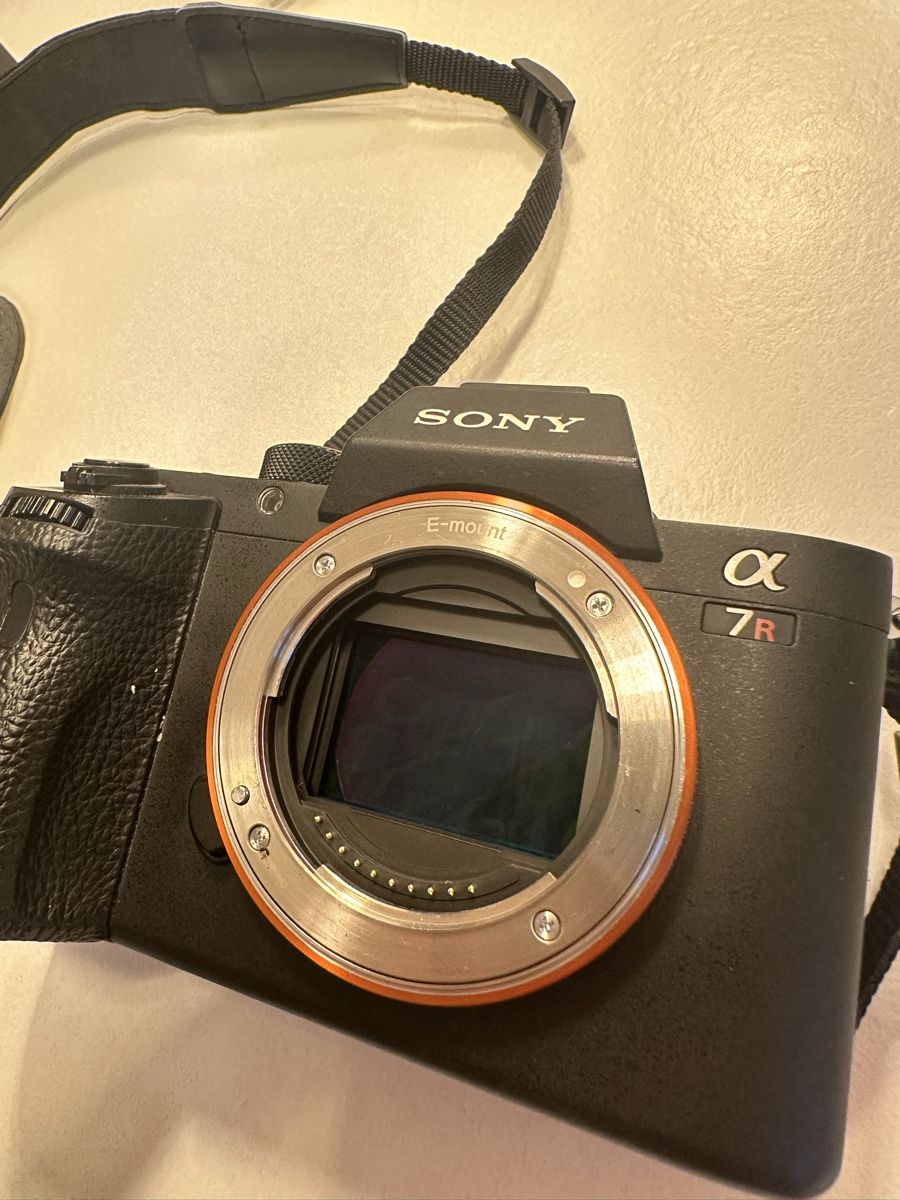Sony Fotocamera: Sony Alpha 7R II Systemkamera inkl. 3 Akkus – Usato da Laupen BE venduto da ColinW.76 6