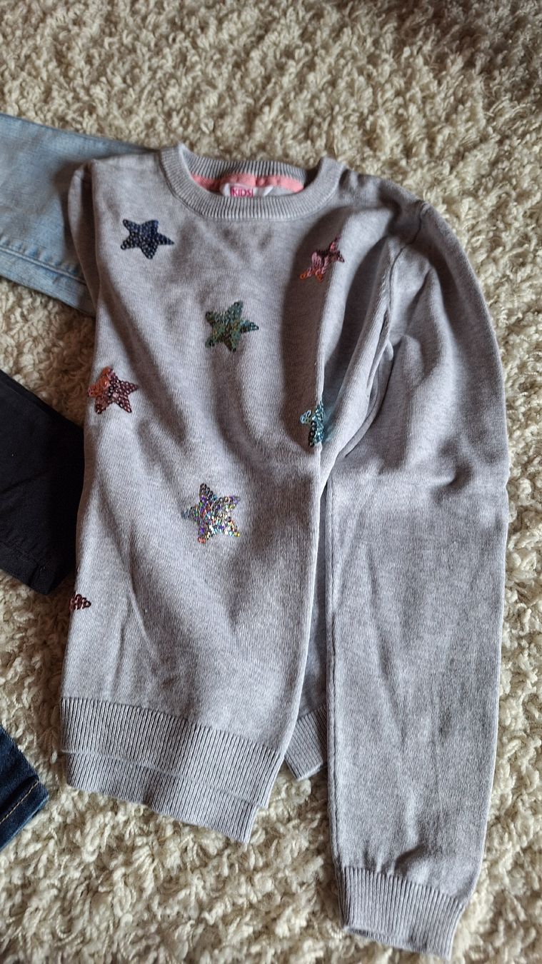 Lotti & Set di vestiti: Hosen und Pullis Gr. 134 – Usato da Rüthi (Rheintal) venduto da beetle15 4