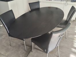 Esstisch mit 4 Stühlen schwarz gebraucht mit Gebrauchsspuren