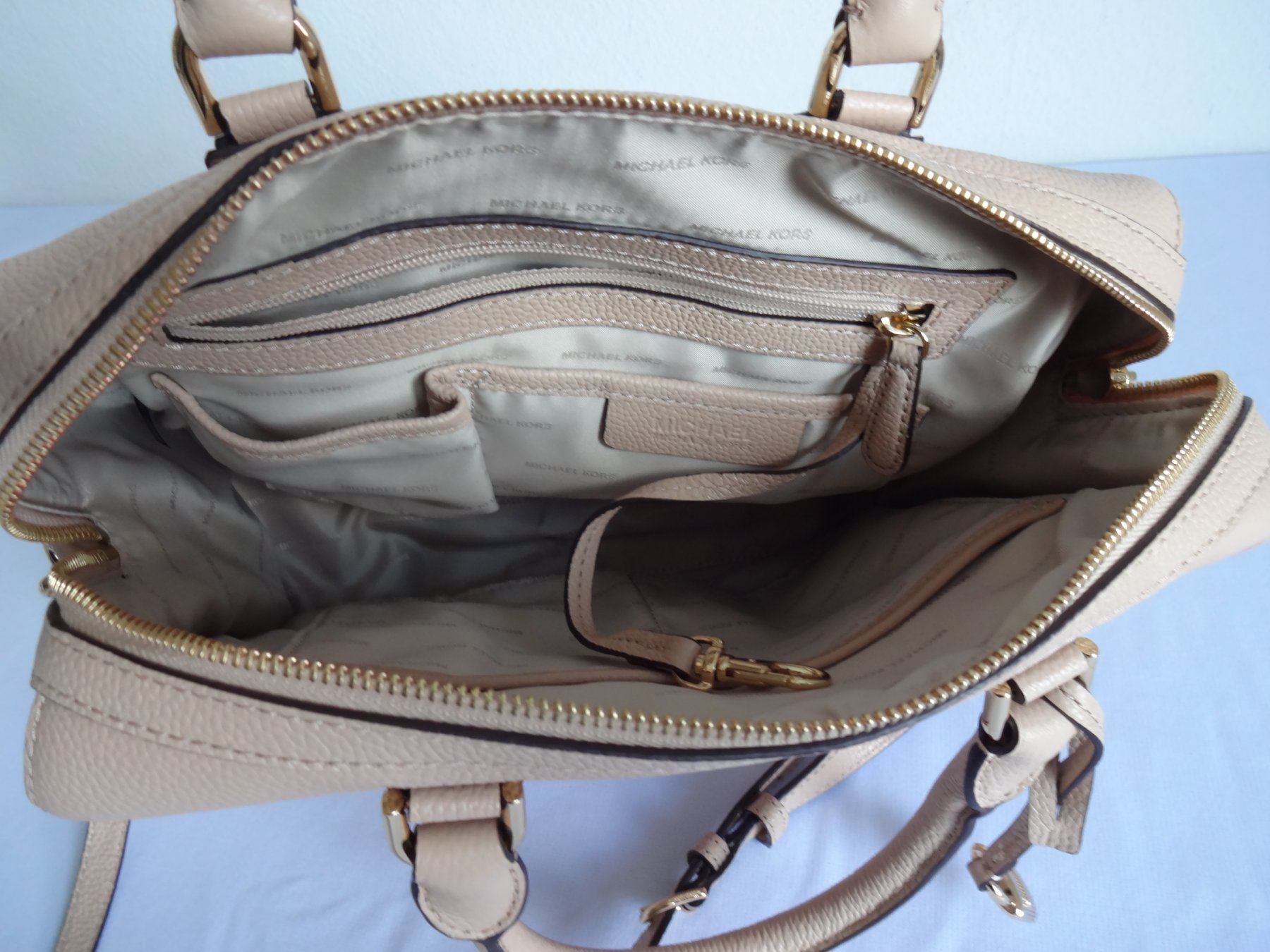 Taschen für Damen: Orig."MICHAEL KORS" Leder Hand/ Umhängetasche – Gebraucht aus Frauenfeld von Reyy58 6