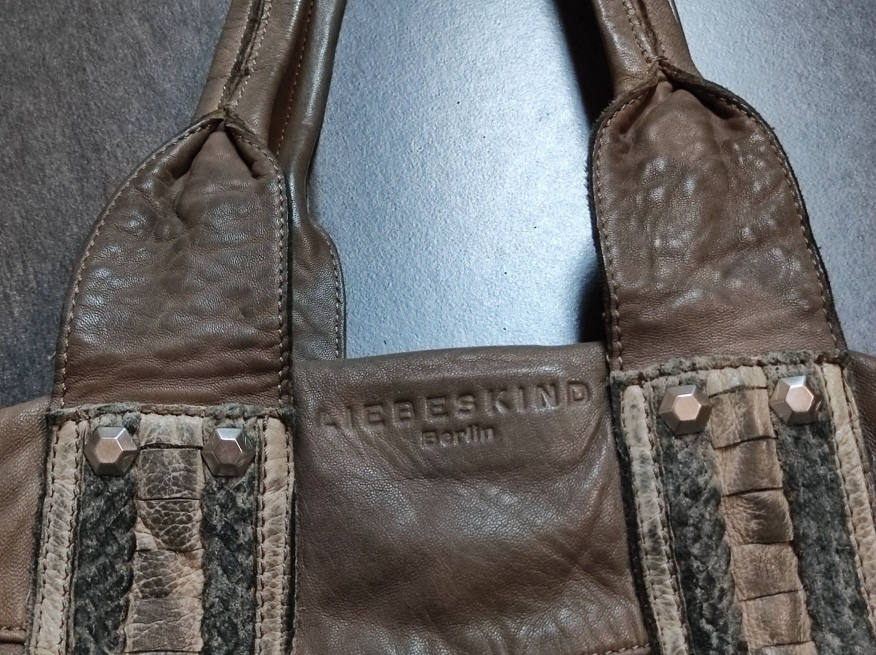 Liebeskind Borse da donna: Tasche / Schultertasche von Liebeskind – Usato da Wohlen AG venduto da Tikale 1