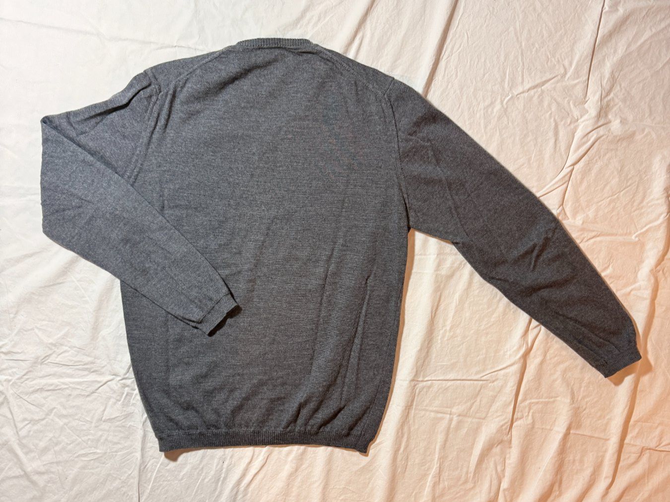 Cinque Maglioni & Felpe: CINQUE V-Neck Pullover grau Gr. L fällt wie M aus – Usato da Zürich venduto da Fraench 1