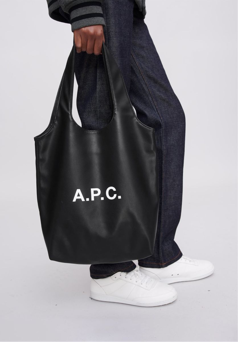 Apc Borse: APC Tote Bag Gross – Usato da Triengen venduto da Meetmeatthebodega 1