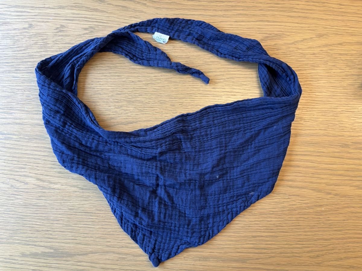Lotti & Set di vestiti: 5 Halstücher Baby – Usato da Kilchberg ZH venduto da cla_z8n7 2