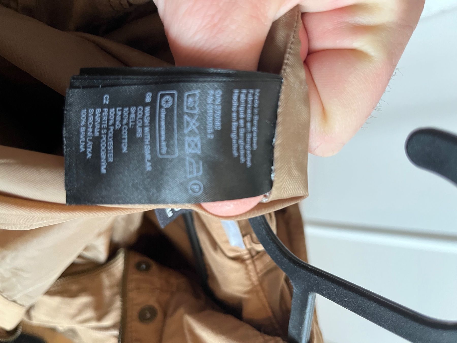 H&M Mäntel: Sandfarbener Mantel von H&M 36 – Gebraucht aus Zürich von car_cr6w 3