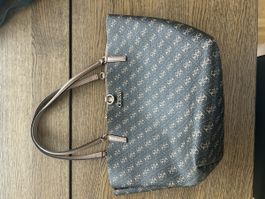 Guess Handtasche, leichte Gebrauchsspuren