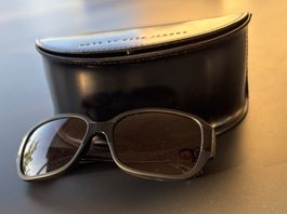 Marc by Marc Jacobs Sonnenbrille, kaum getragen, mit Etui.