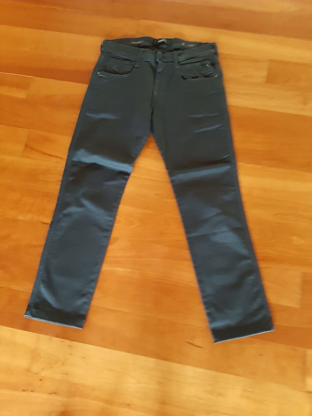 Replay Jeans: REPLAY Jeans – Nuovo (secondo la descrizione) da Altstätten SG venduto da Tschuppben