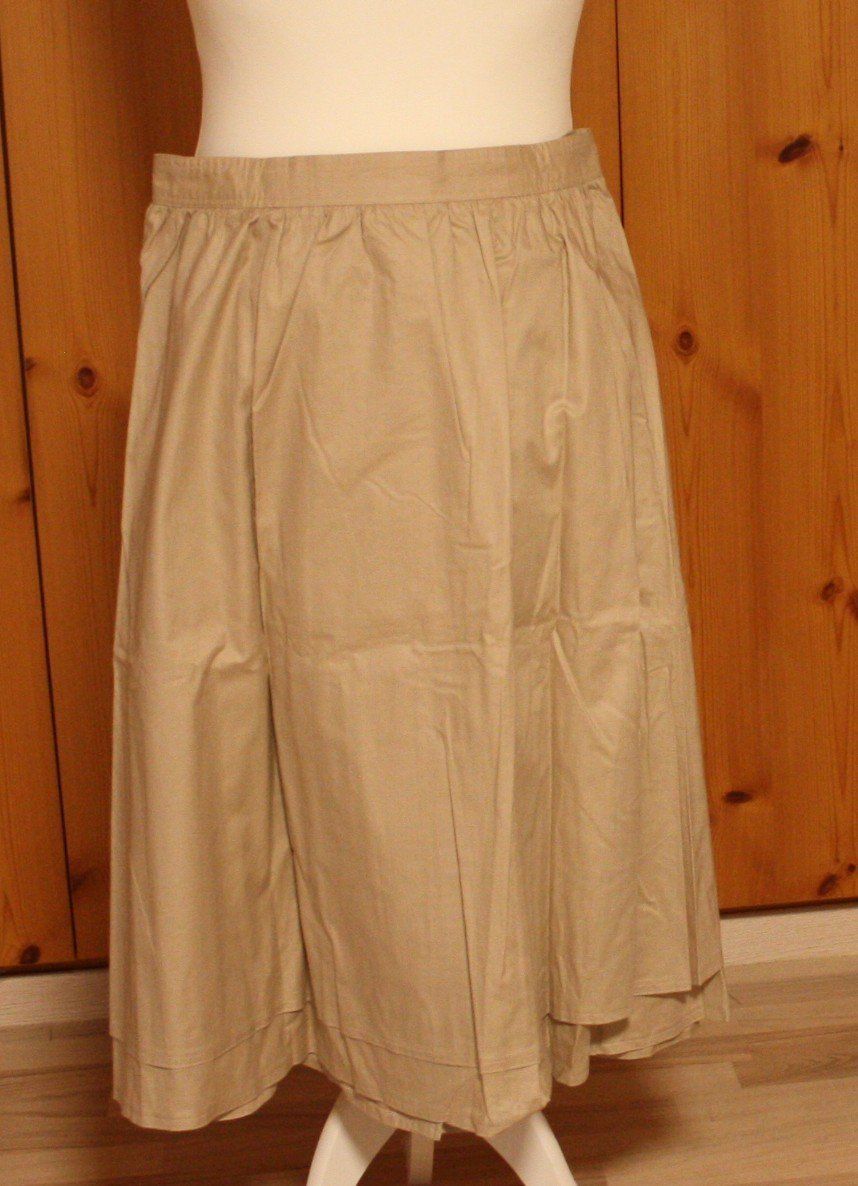 Gonne: Jupe Rock EMILLIO CARDUCCI beige Gr. 38 – Usato da Flüelen venduto da Diversicum-Vintage 5