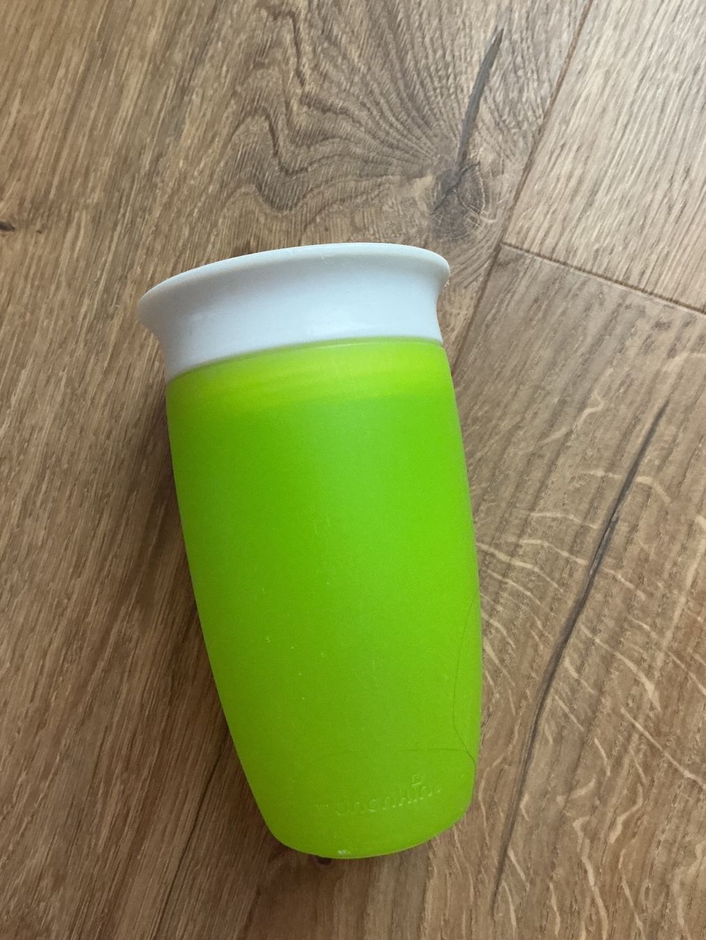 Pasti del neonato: Munchkin Miracle 360° Cup – Usato da Brugg AG venduto da Magna3 1