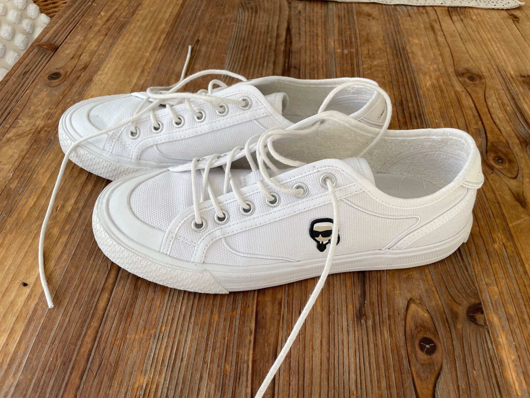 Karl Lagerfeld Chaussures femmes: Basket Karl Lagerfeld – Neuf (Voir description) à Saxon par ann_2m2l