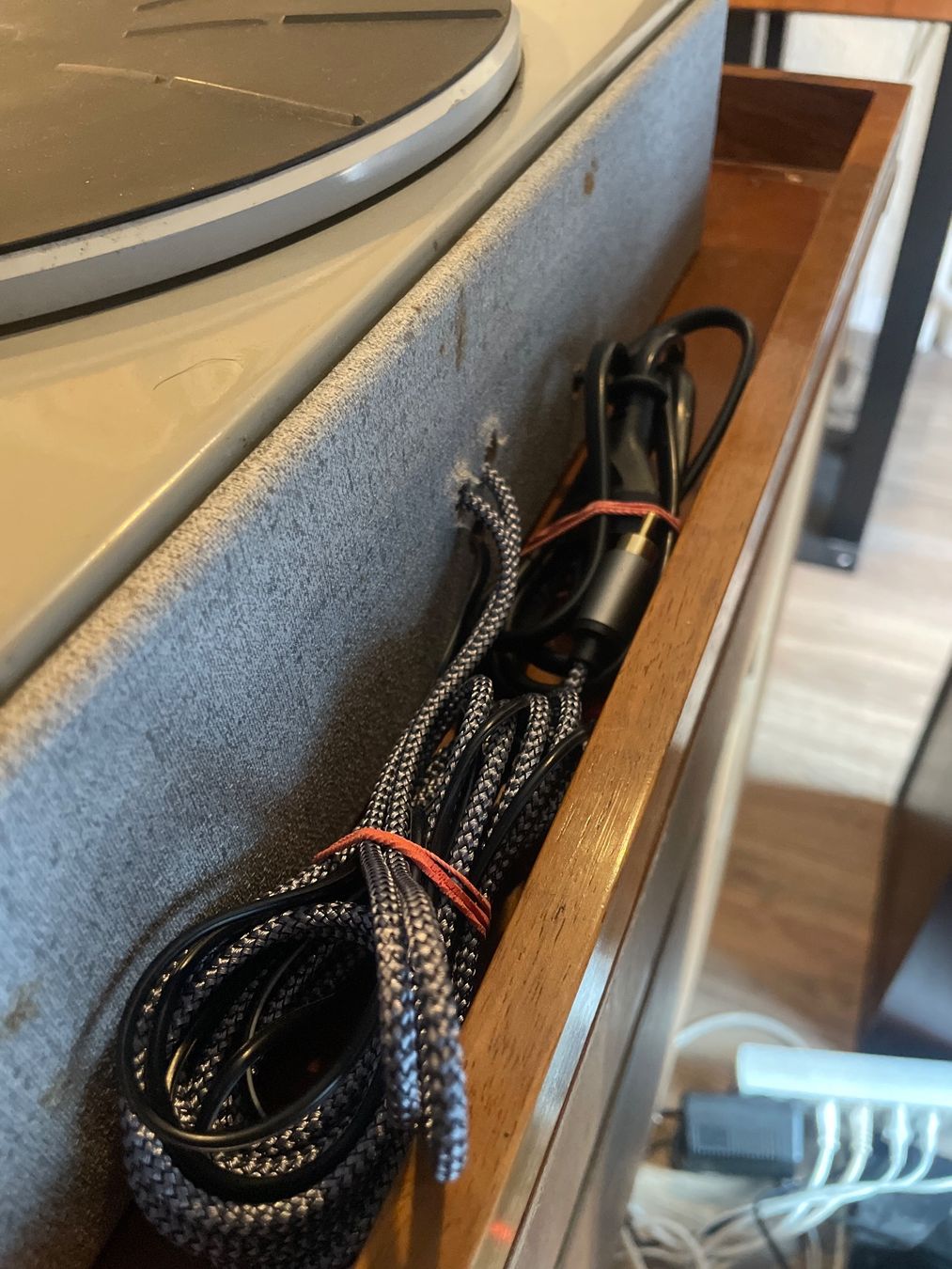 Lenco Giradischi: Lenco l70 – Usato da Onnens VD venduto da Vintage-Hifi-Store 2