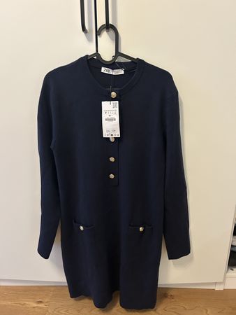 ZARA Midi Strickkleid (marineblau - Grösse M - nie getragen)