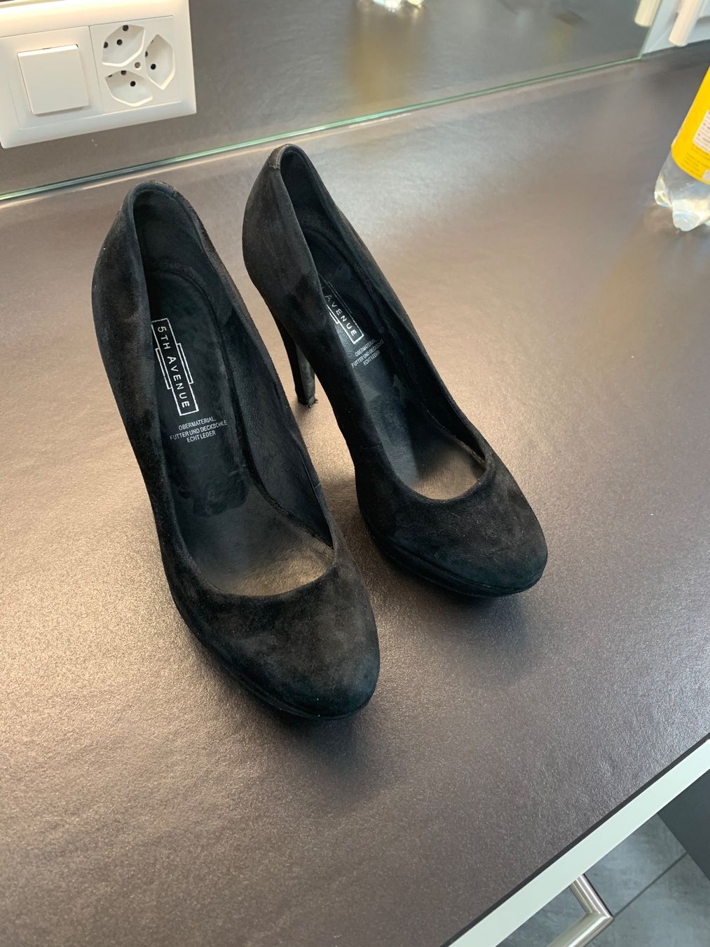 Damenschuhe: High Heels Farbe schwarz, Grösse 37, Leder – Gebraucht aus Einsiedeln von important__