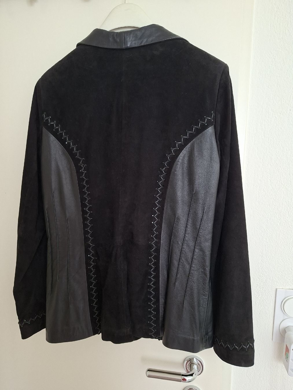 Vestes: Leder Jacke Damen – Neuf (Voir description) à Oberdorf NW par Irma010 1