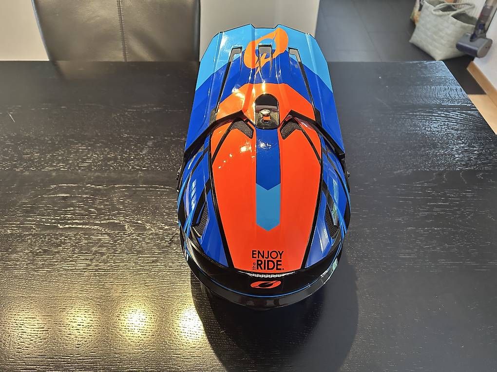 Helme: Downhill Bikehelm  – Gebraucht aus Uster von cap_nlx5 2