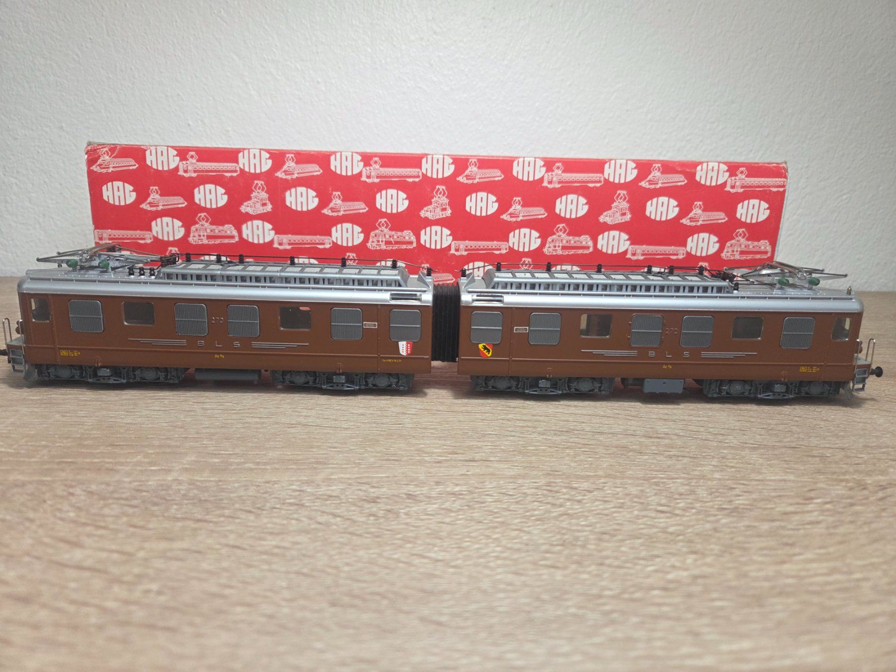 Hag Modellini di ferrovie: Hag 240 E-Lok Ae 8/8 273  BLS H0 – Usato da St-Aubin-Sauges venduto da Lo_Go 1