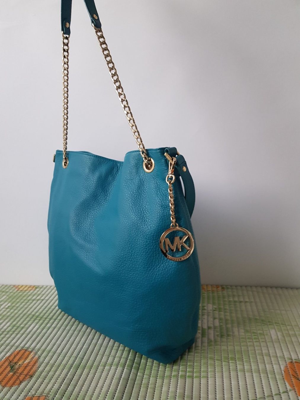 Michael Kors Taschen für Damen: Michael Kors Leder Handtasche/Umhängetasche – Gebraucht aus Basel von fafa68 2
