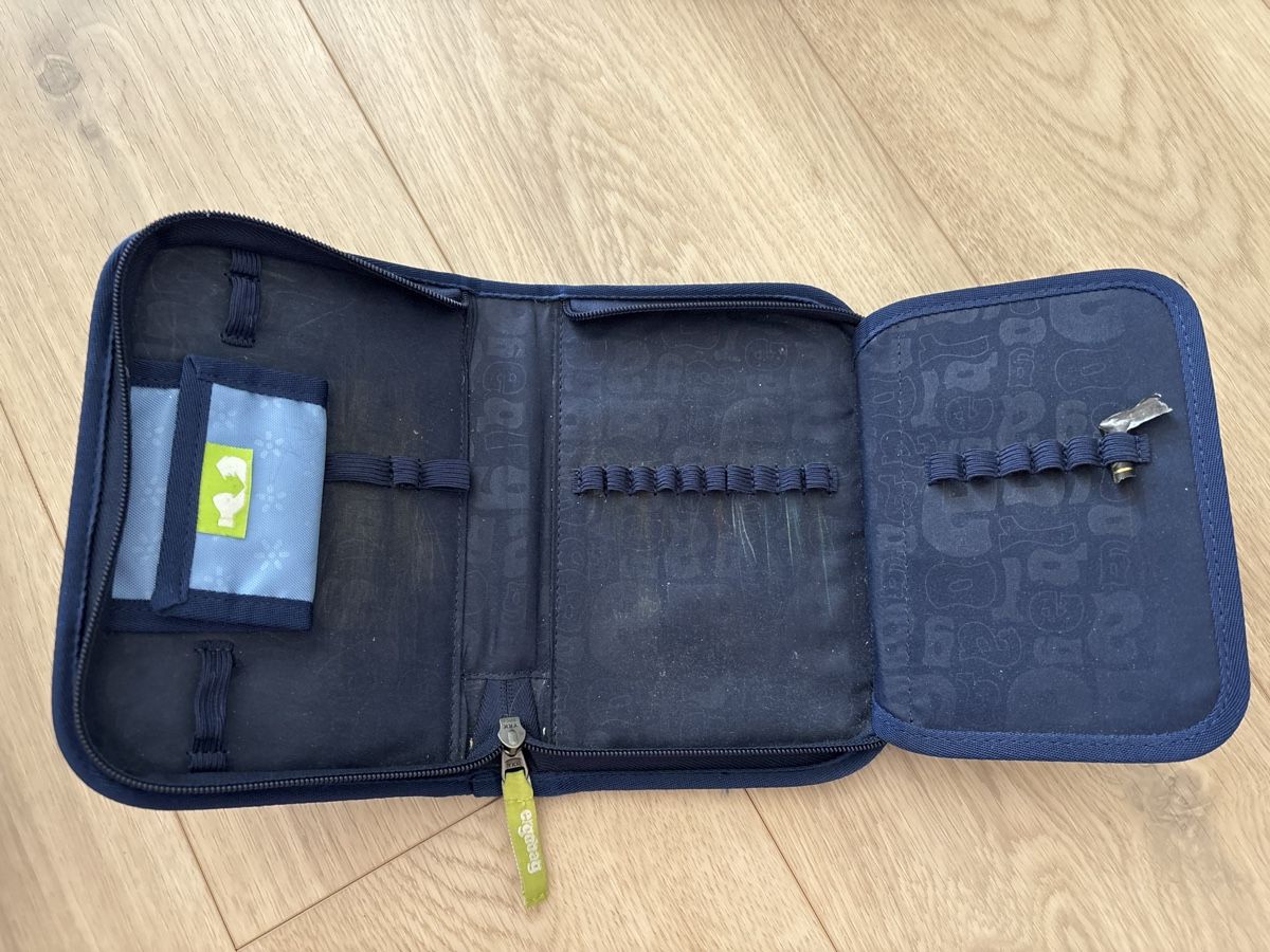 Ergobag Borse & Zaini: Schulthek inkl. Turnsack und Etui – Usato da Wil SG venduto da Mevogr 2
