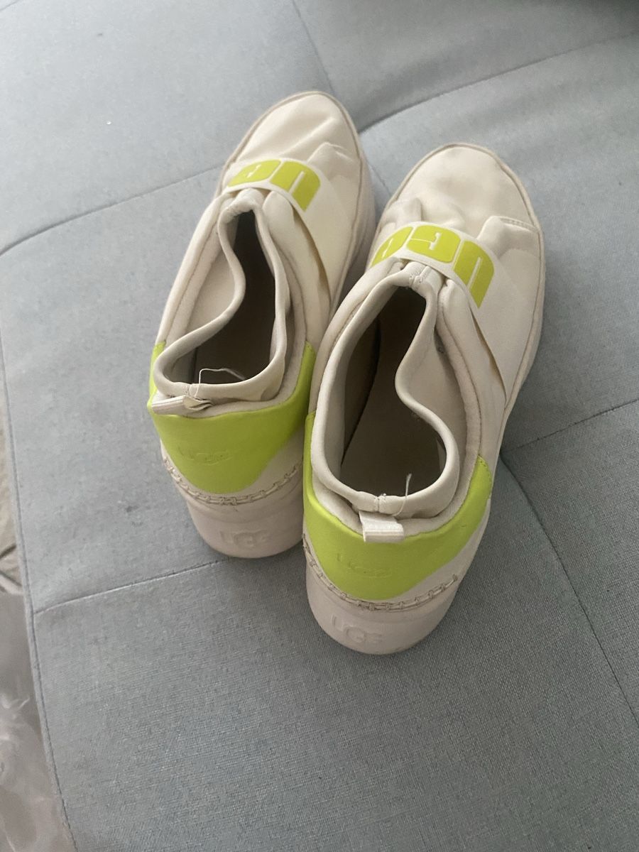Ugg Scarpe da donna: UGG TAILLE 40 – Usato da Brügg BE venduto da nou_8ht9