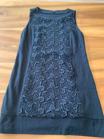 COMMA schwarzes Spitzenkleid / Tunika Grösse 40