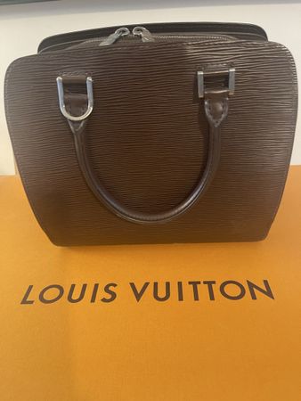 Louis Vuitton Pont Neuf – Cuir Épi Marron & accessoires