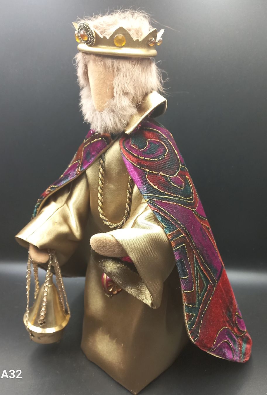 Statuette: Schwarzenberger Krippenfigur / edler König – Nuovo (secondo la descrizione) da Lachen SZ venduto da jimmygoal13 1