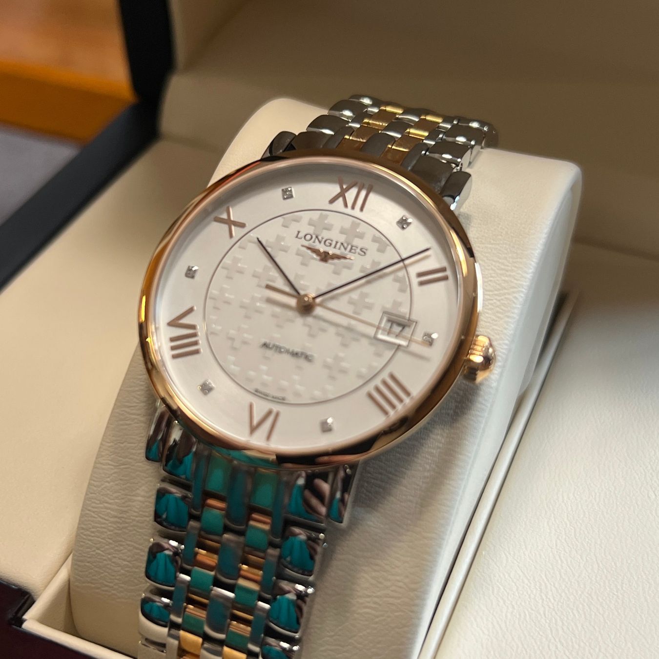 Longines Orologi: Longines Elegant Automatic Full Set L4.810.5.97.7 – Usato da Carouge GE venduto da Watchaser 2