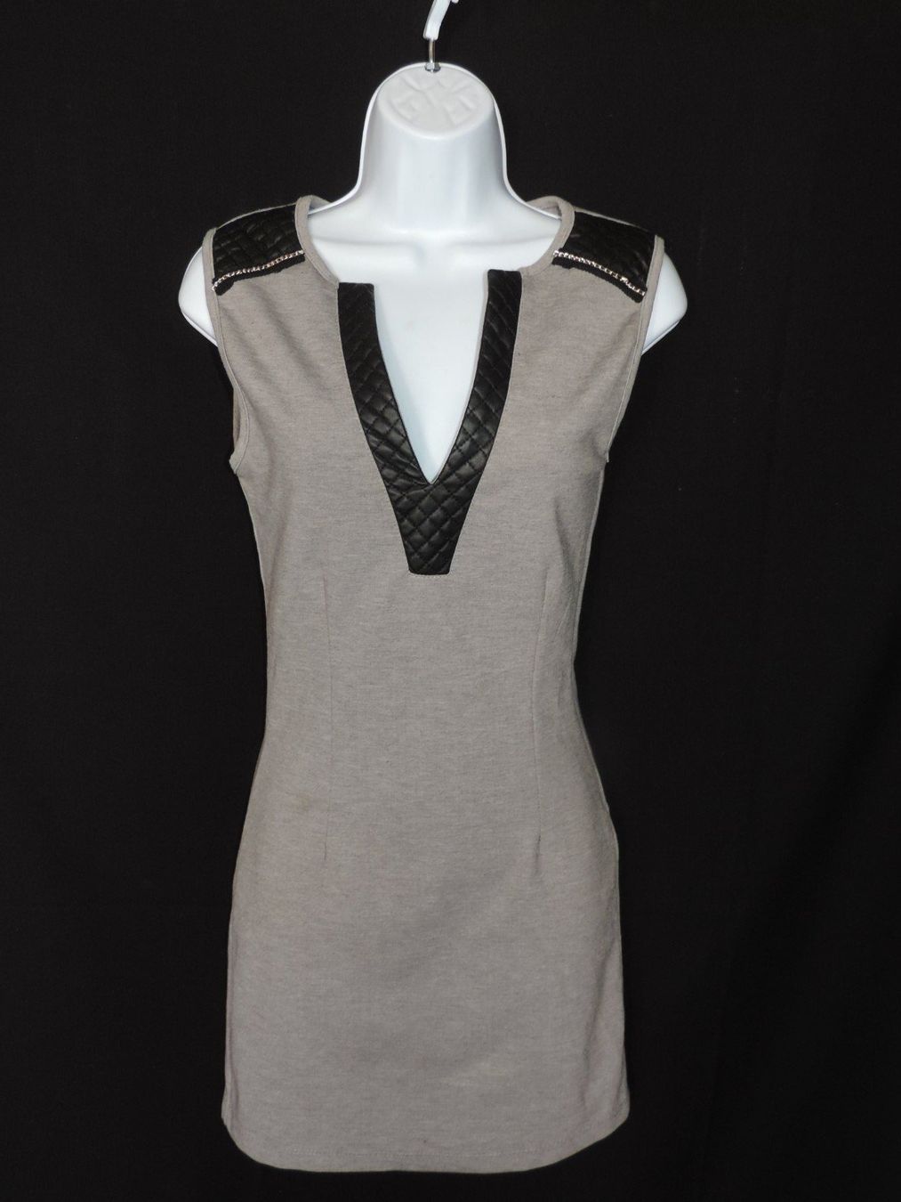 Kleider: robe moulante grise – Gebraucht aus Genève von Axelle333 2