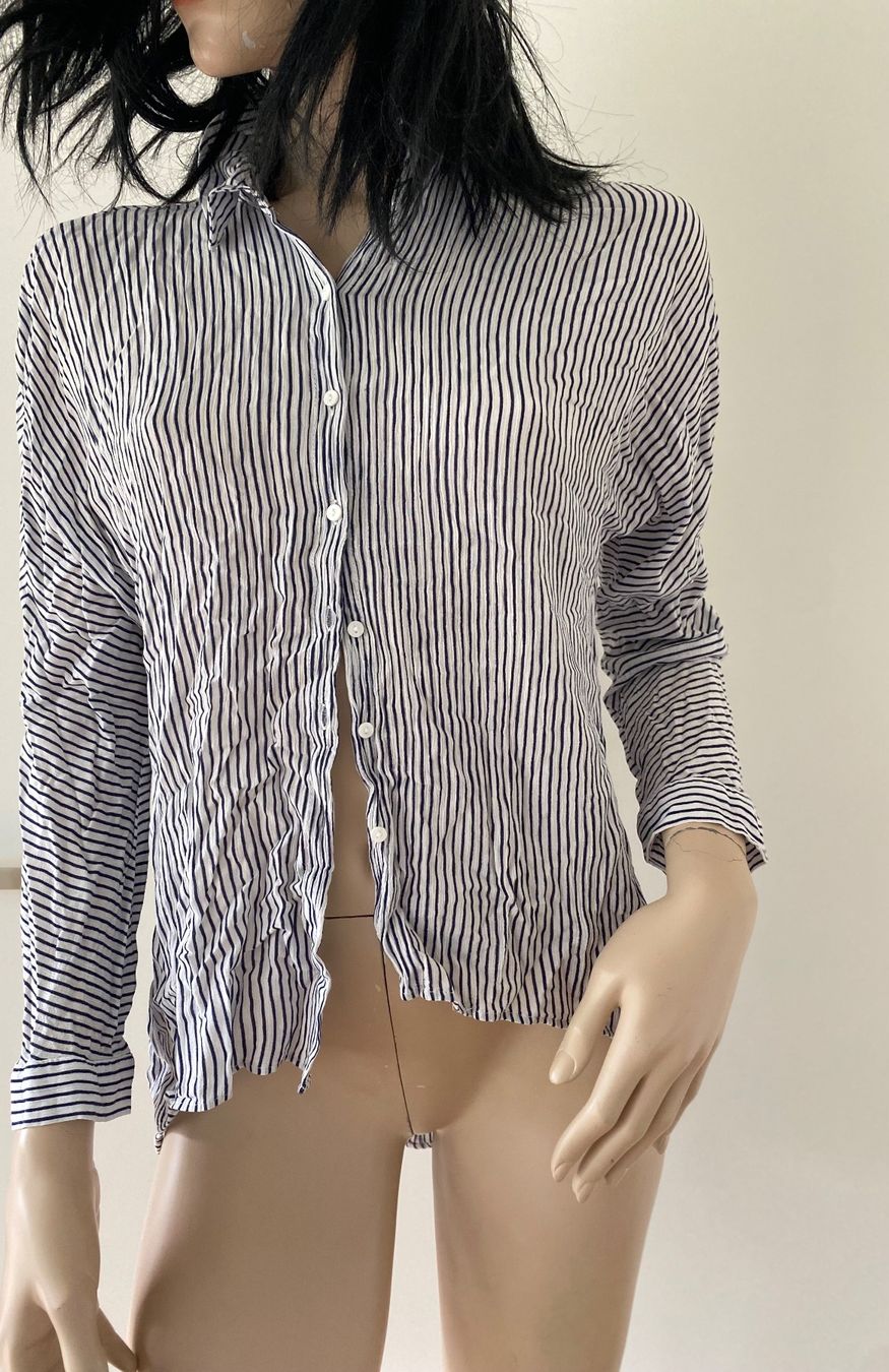 Zara Blusen: ZARA BLOUSE – Gebraucht aus Walchwil von Finibaci 1