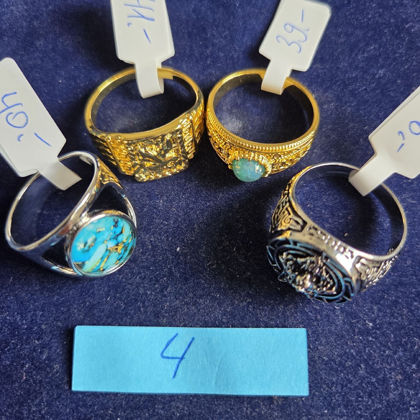 Autres bijoux: 4 Neue Ringe ungetragen.. – Neuf (Voir description) à Stans par Ducati16