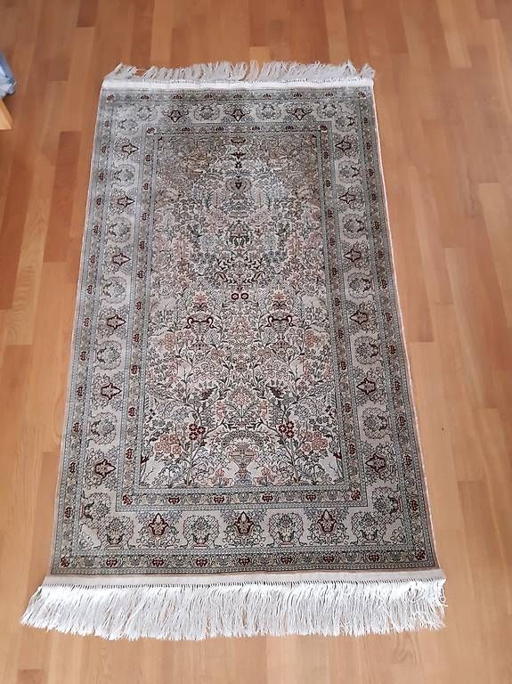 Tappeti: Orient Teppich aus China-Seide – Usato da Elgg venduto da kelldro