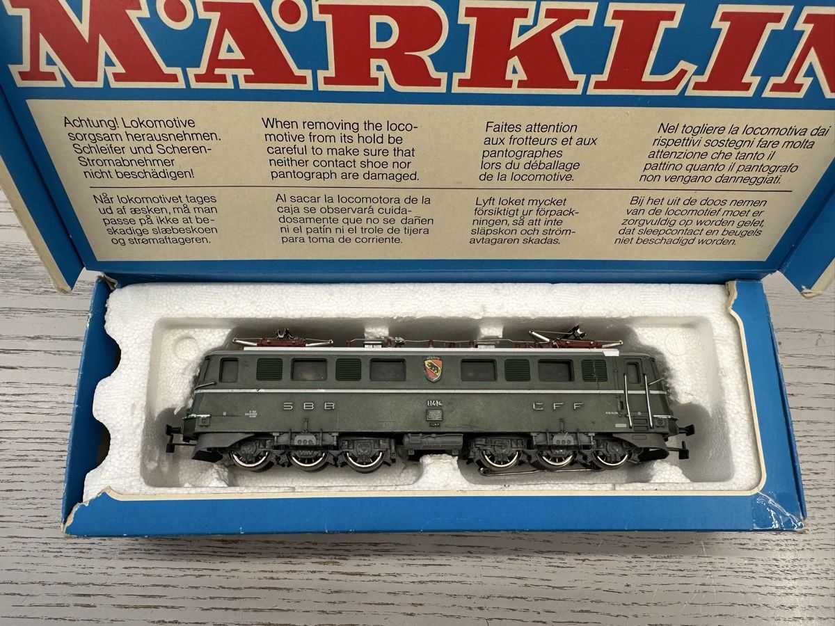 Märklin Modellini di ferrovie: Märklin 3050 SBB Ae 6/6 – Usato da Lupsingen venduto da New-Haven 6