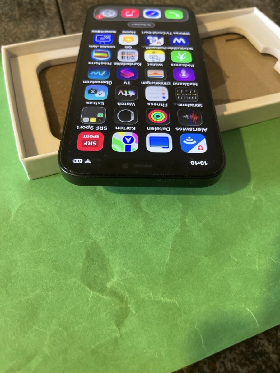 Apple Handys / Smartphones: IPHONE 12 64GB KEINE ICLOUD SPERRE – Gebraucht aus winterthur von WINTERTHUR53 8
