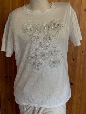 Weisses T-Shirt mit Bär-Applikation, Grösse M