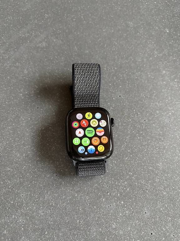 Smartwatch: Apple Watch série 11  – Usato da Ecublens FR venduto da rob0990 1