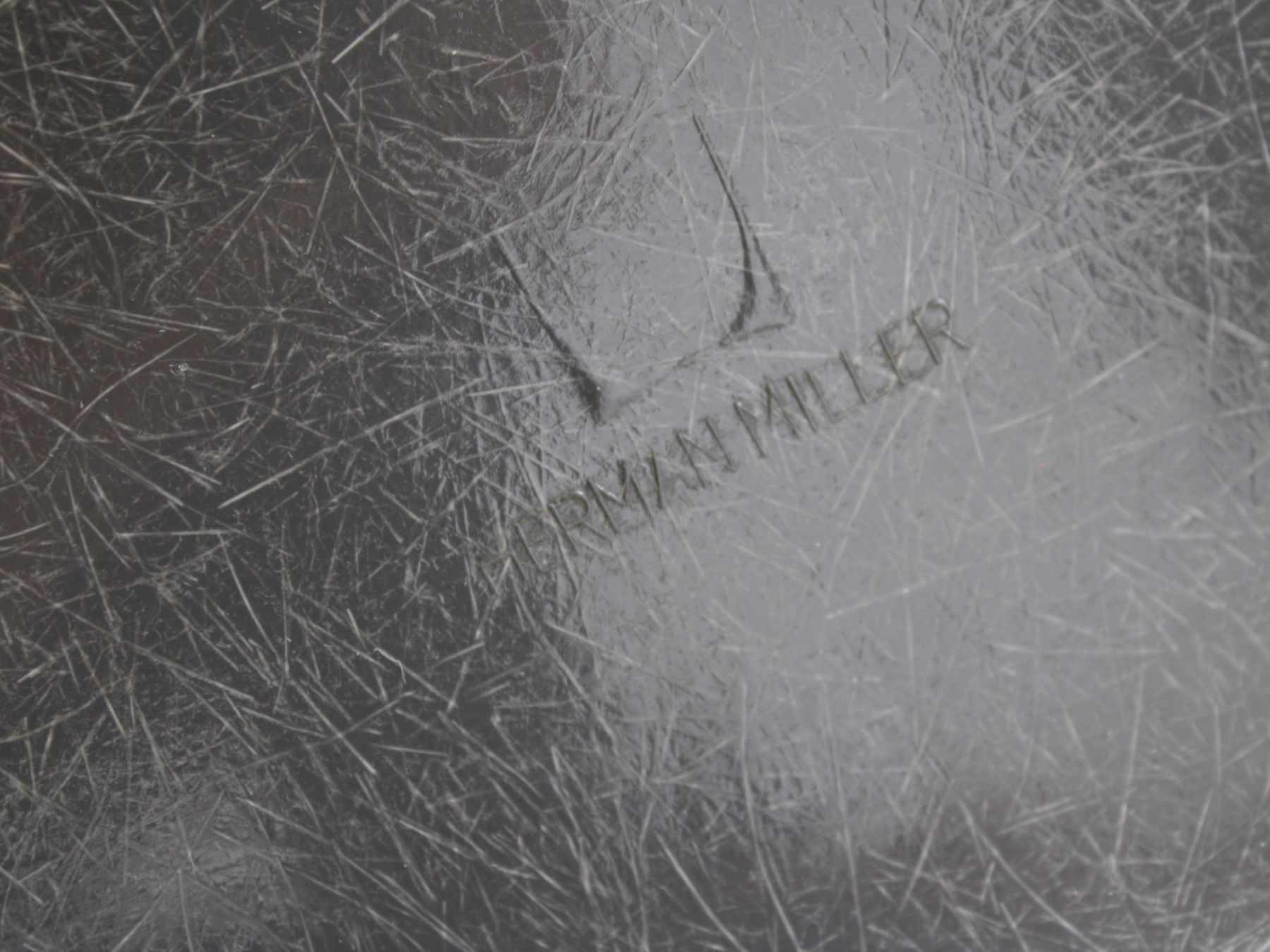 Herman Miller Sedie: Eames Fiberglas Stühle, Hermann Miller – Usato da Meinisberg venduto da atelier_TILIJA 9