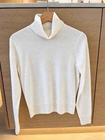 UNIQLO 100% Kaschmir Rollkragenpullover XS – Cremeweiss