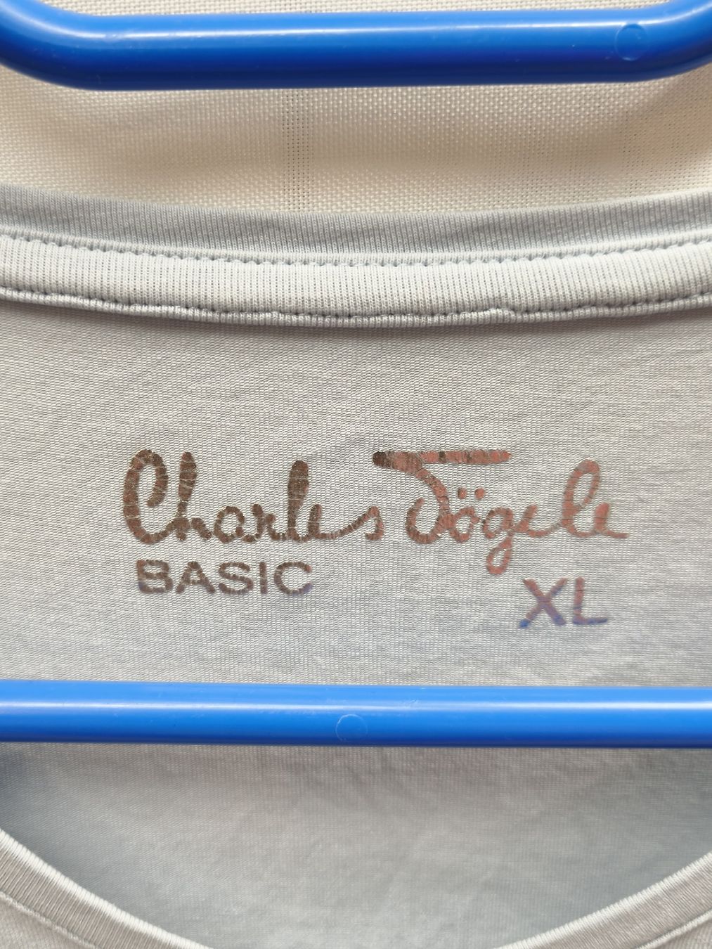 T-shirt: Charles Vögele Basic T-Shirt, hellblau, Grösse XL G4 – Nuovo (secondo la descrizione) da Emmetten venduto da SecondhandSiska 3